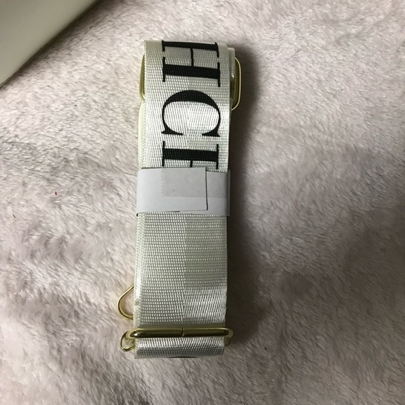 CH Printed multicolor Crossbody Bag Daily Commuter Design Fashionable Classic - Picture 10 of 16